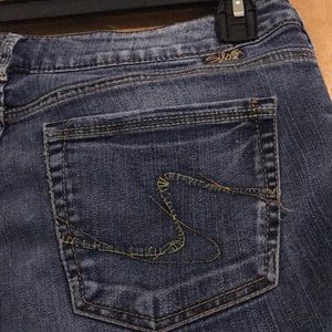 Silver Jean Lexi short size 31